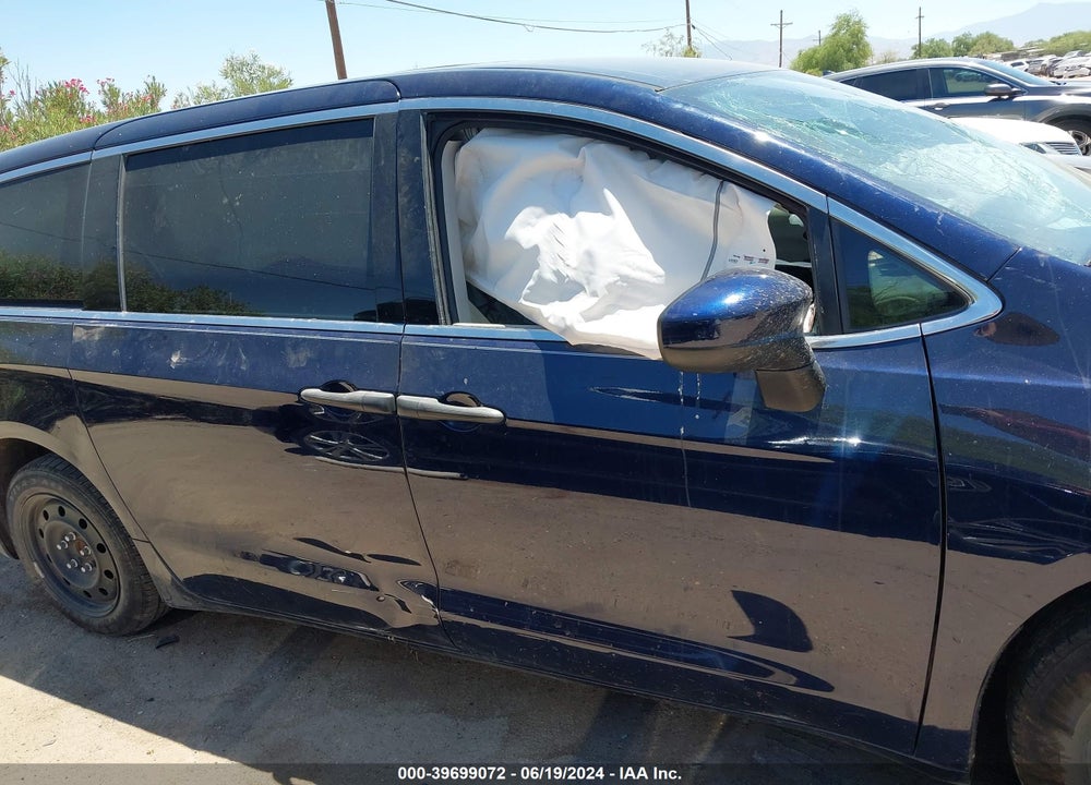 2020 CHRYSLER VOYAGER L VIN: 2C4RC1AG1LR134946