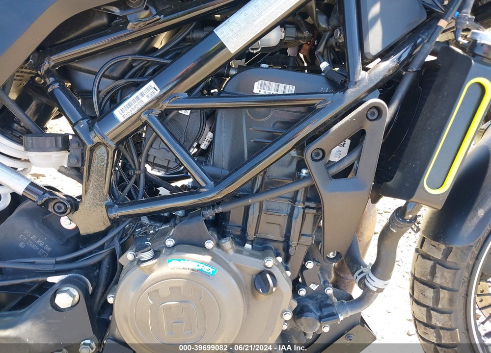 2023 HUSQVARNA VITPILEN 401/SVARTPILEN 401 VIN: MD2JUJ401PC223756
