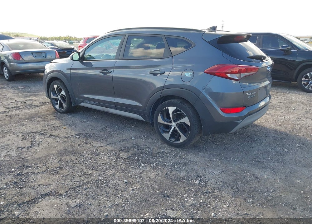 2018 HYUNDAI TUCSON VALUE VIN: KM8J3CA20JU817455
