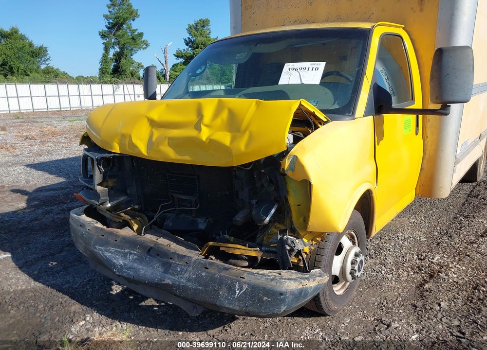 2008 GMC SAVANA CUTAWAY WORK VAN VIN: 1GDJG31K381906050