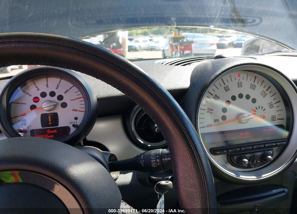2012 MINI COOPER VIN: WMWSU3C59CT368800