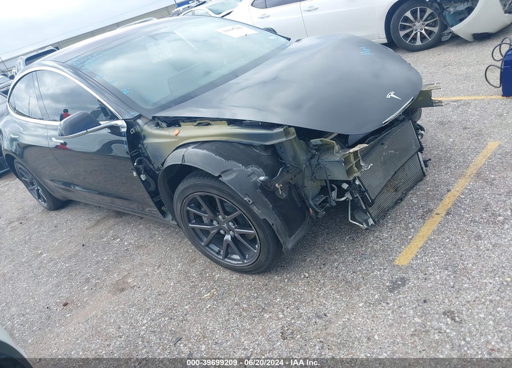 2018 TESLA MODEL 3 LONG RANGE/PERFORMANCE VIN: 5YJ3E1EB4JF099309
