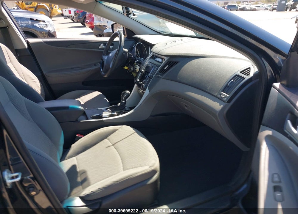 2012 HYUNDAI SONATA GLS VIN: 5NPEB4ACXCH358102