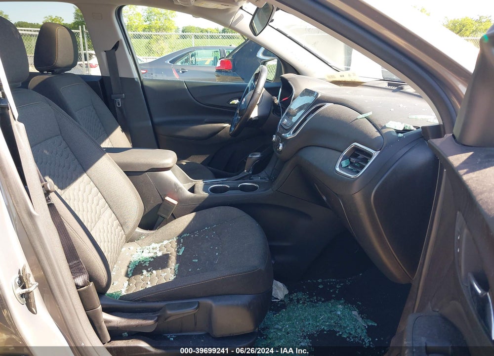 2019 CHEVROLET EQUINOX LT VIN: 3GNAXUEV6KS563178