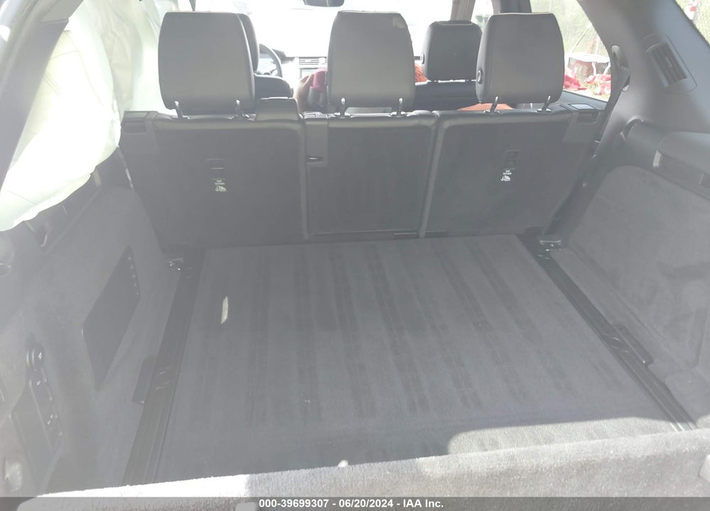 2019 LAND ROVER DISCOVERY HSE VIN: SALRR2RV3K2413960