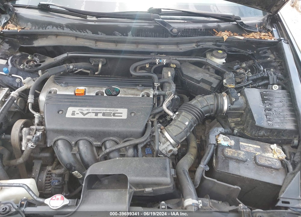 2008 HONDA ACCORD VIN: 1HGCP26848A135359
