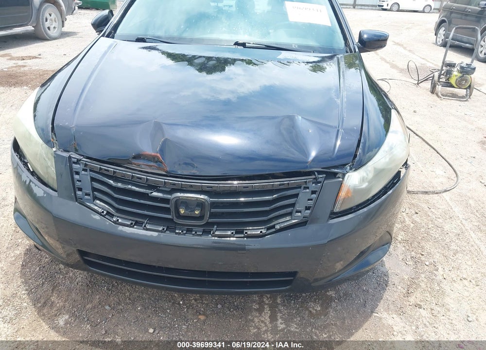 2008 HONDA ACCORD VIN: 1HGCP26848A135359