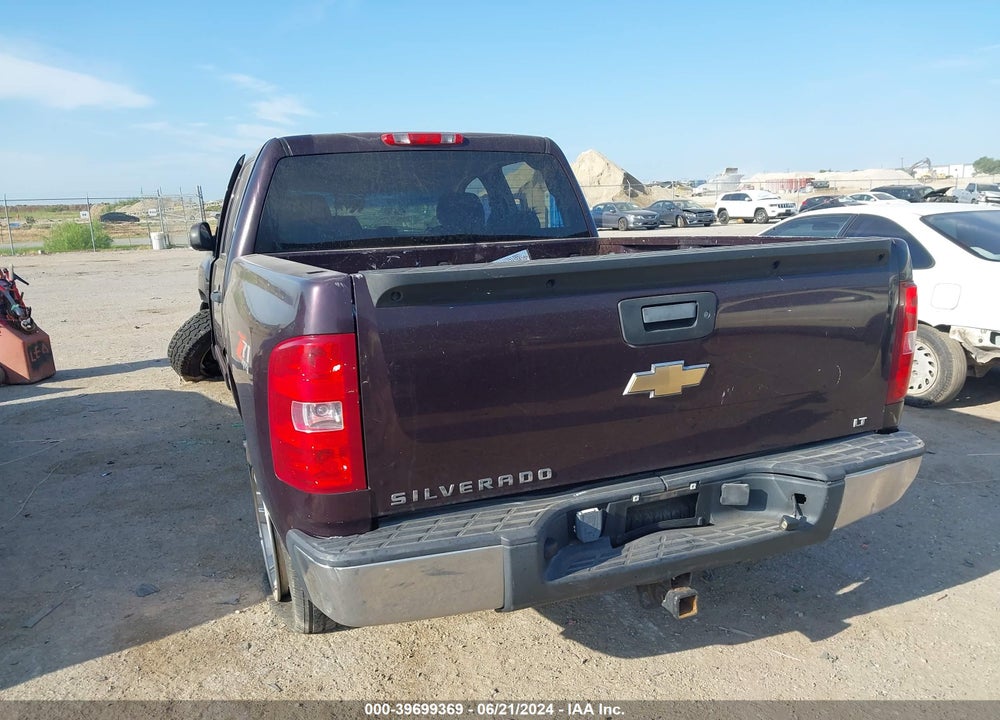 2008 CHEVROLET SILVERADO 1500 LT2 VIN: 2GCEK13M581136709