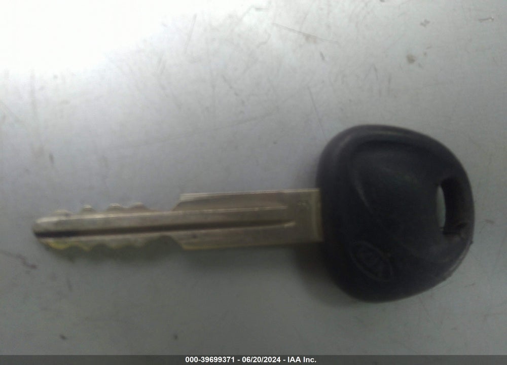 2007 KIA SORENTO LX VIN: KNDJD736975676980