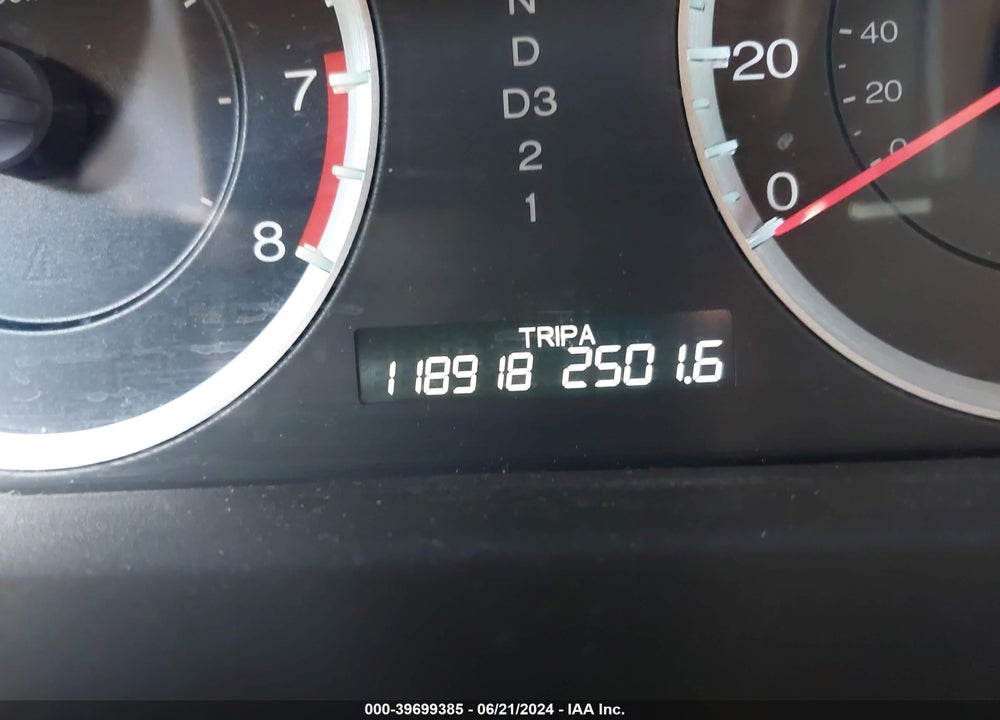 2010 HONDA ACCORD 2.4 LX VIN: 1HGCP2F30AA072500