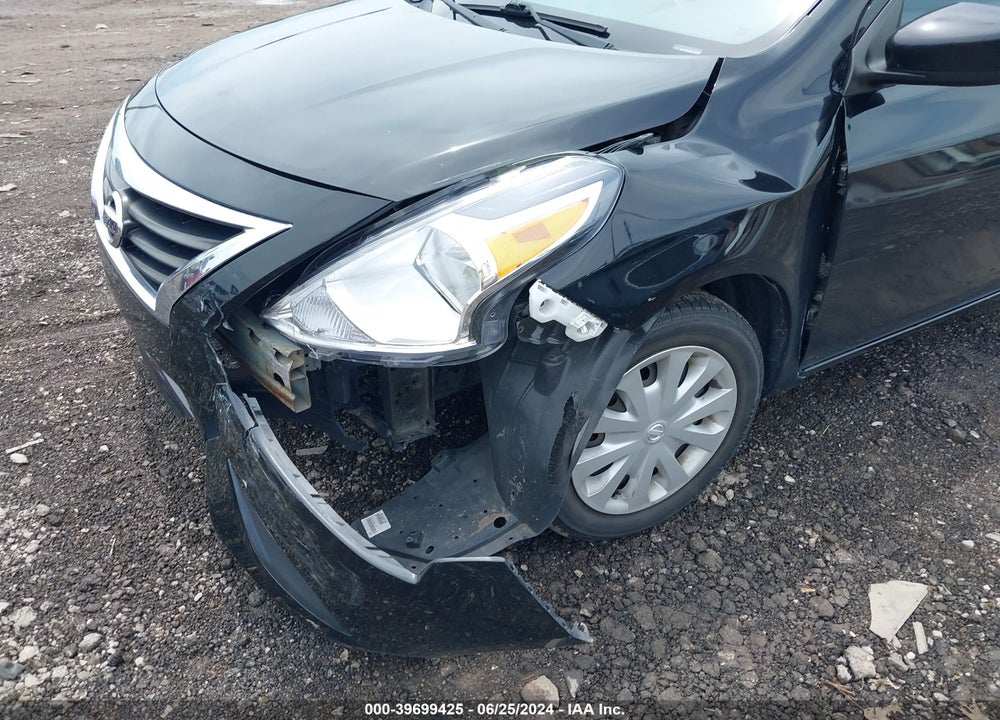2017 NISSAN VERSA VIN: 3N1CN7AP8HL840175