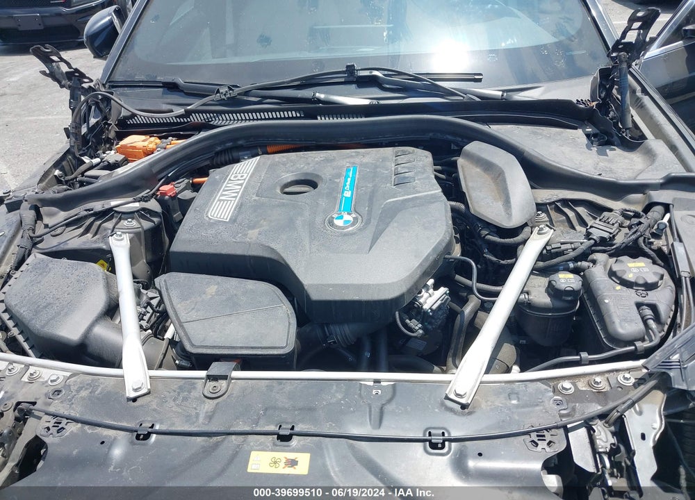 2019 BMW 530E IPERFORMANCE VIN: WBAJA9C53KB254884