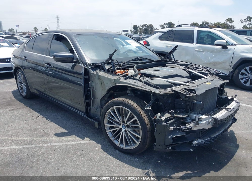 2019 BMW 530E IPERFORMANCE VIN: WBAJA9C53KB254884