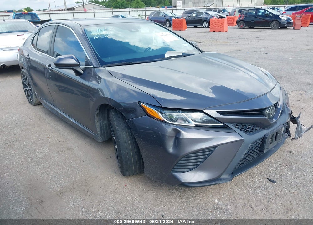 2019 TOYOTA CAMRY SE VIN: 4T1B11HK2KU219115
