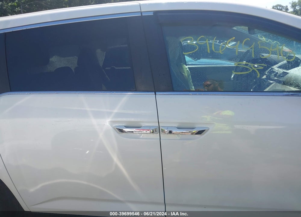 2016 HONDA ODYSSEY SE VIN: 5FNRL5H37GB087952