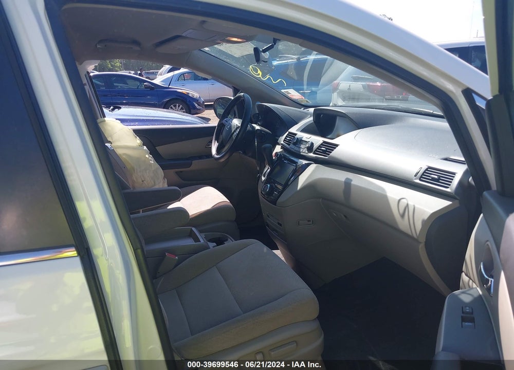2016 HONDA ODYSSEY SE VIN: 5FNRL5H37GB087952