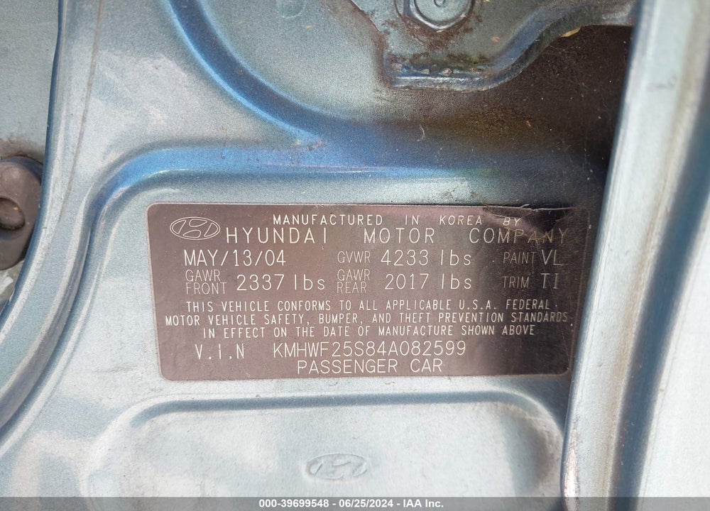 2004 HYUNDAI SONATA VIN: KMHWF25S84A082599