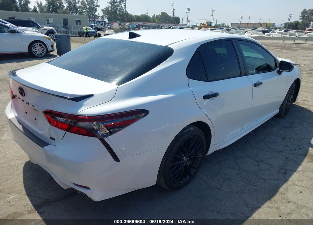 2022 TOYOTA CAMRY SE NIGHTSHADE EDITION VIN: 4T1G11AK0NU070210