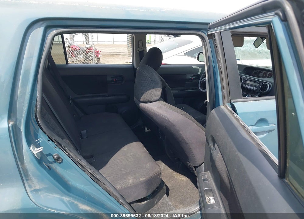 2008 SCION XB VIN: JTLKE50E581046128