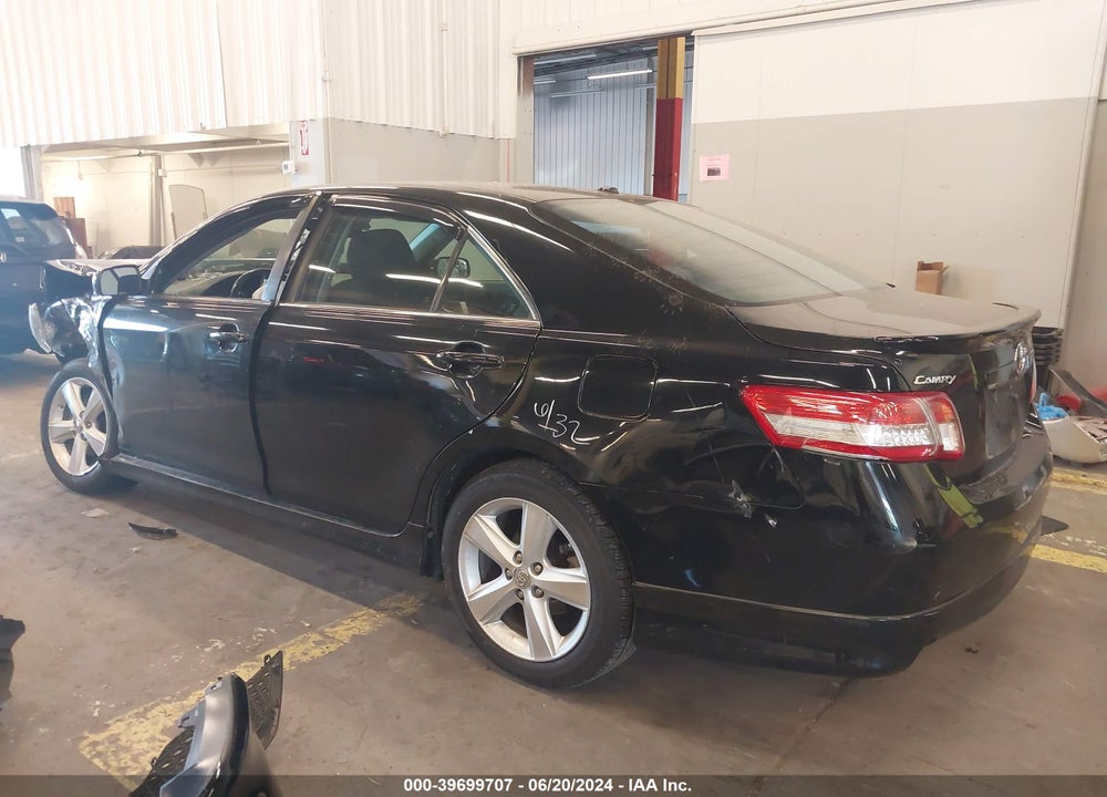 2011 TOYOTA CAMRY SE VIN: 4T1BF3EK6BU163150