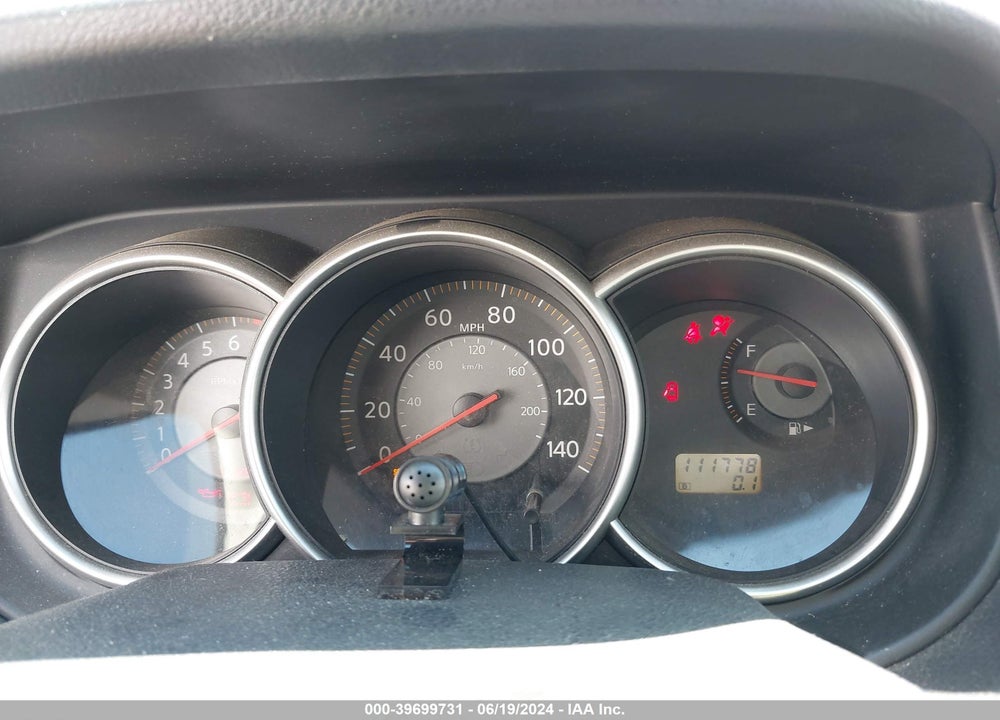 2008 NISSAN VERSA 1.8SL VIN: 3N1BC13EX8L403112