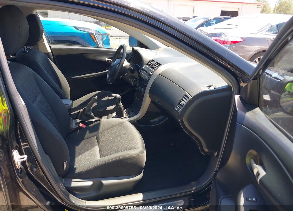 2009 TOYOTA COROLLA S VIN: 1NXBU40EX9Z069943