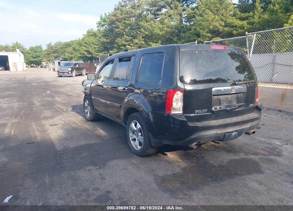 2015 HONDA PILOT EX VIN: 5FNYF4H4XFB069336
