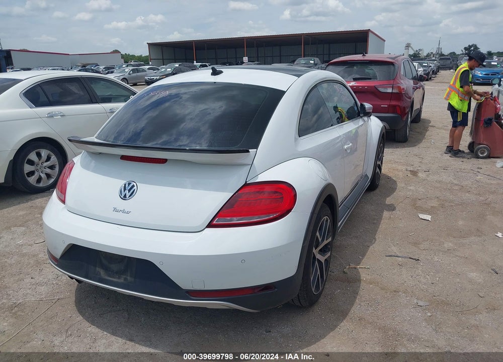 2016 VOLKSWAGEN BEETLE 1.8T DUNE VIN: 3VWS17AT3GM631577