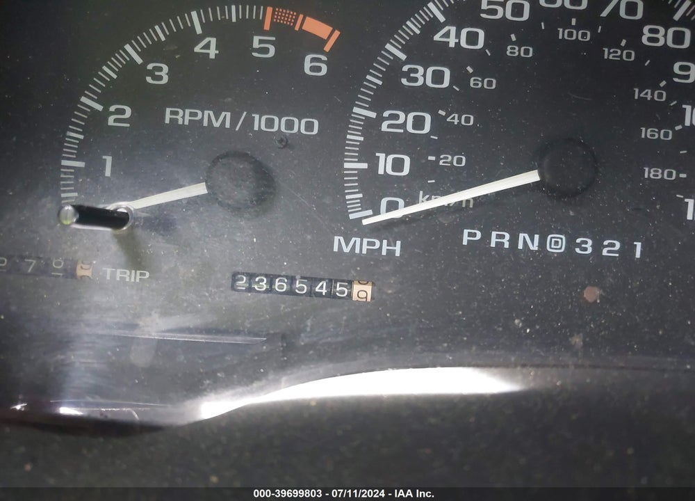 1999 GMC YUKON DENALI VIN: 1GKEK13R5XR900354