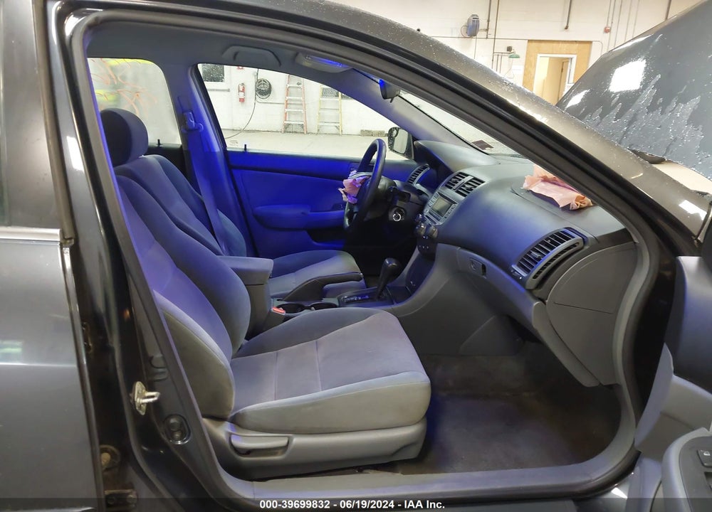2003 HONDA ACCORD 2.4 LX VIN: 1HGCM56393A142038