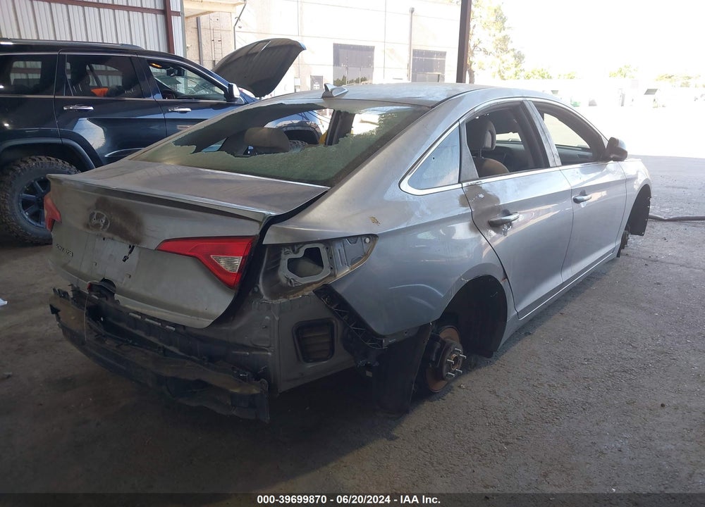 2016 HYUNDAI SONATA SE VIN: 5NPE24AF2GH363083