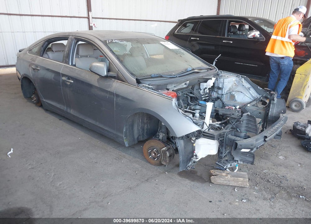 2016 HYUNDAI SONATA SE VIN: 5NPE24AF2GH363083