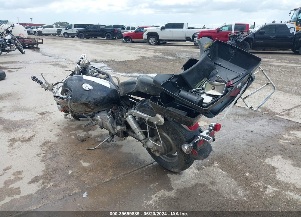 2002 HONDA VT1100 C2 VIN: 1HFSC43002A204450