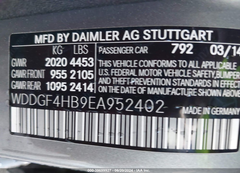 2014 MERCEDES-BENZ C 250 LUXURY/SPORT VIN: WDDGF4HB9EA952402