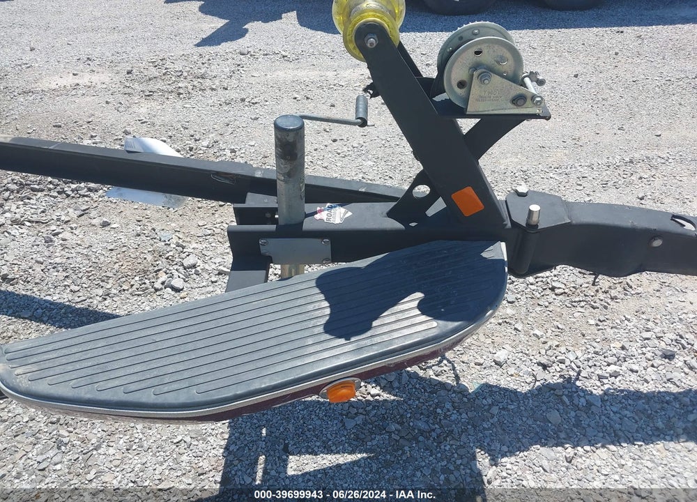 2000 BOAT TRAILER VIN: 536BS2220B1130319