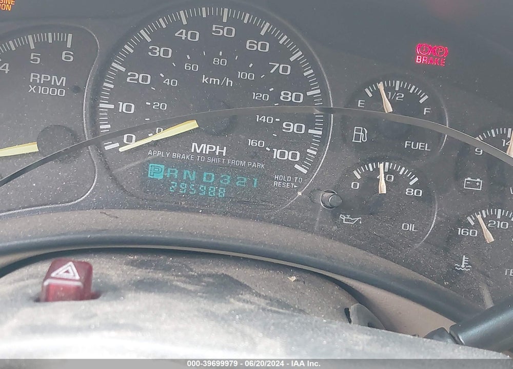 2001 CHEVROLET SILVERADO 1500 LS VIN: 2GCEK19T611329469