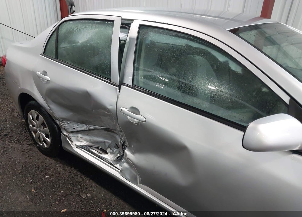2009 TOYOTA COROLLA LE VIN: JTDBL40E89J023942