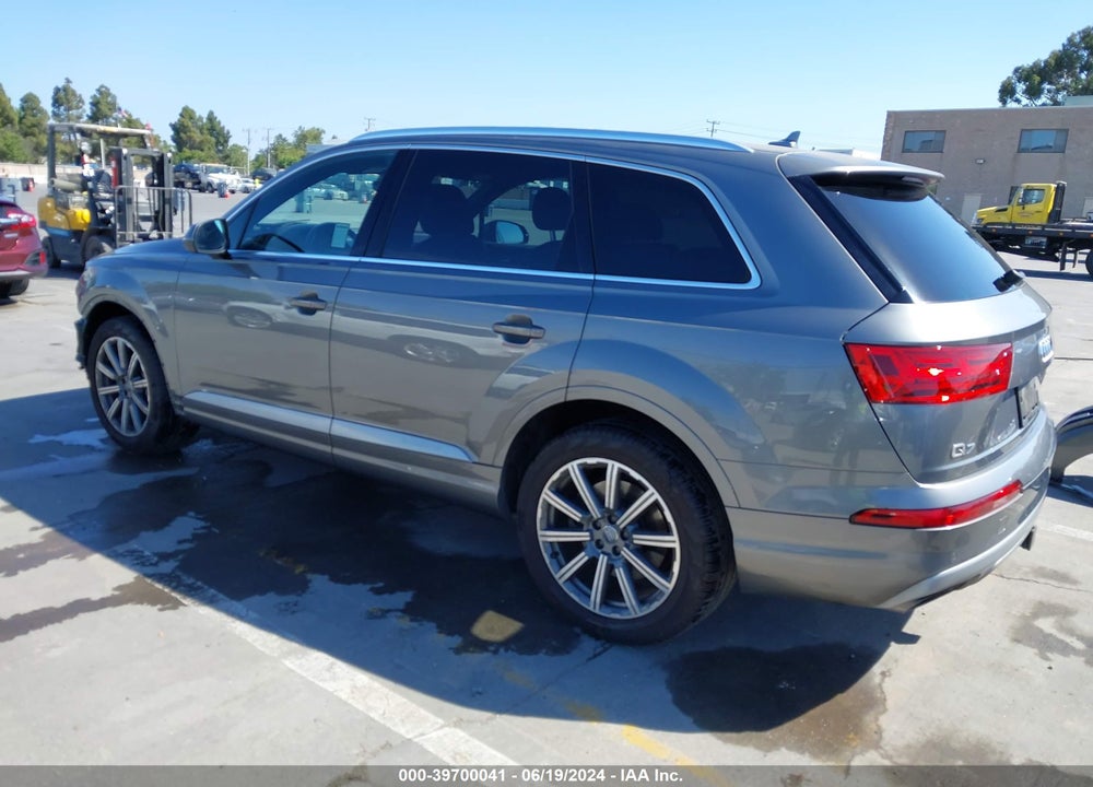 2018 AUDI Q7 3.0T PREMIUM VIN: WA1LAAF76JD028278