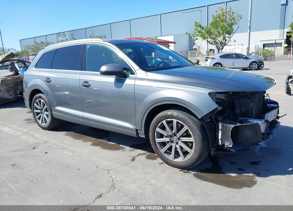 2018 AUDI Q7 3.0T PREMIUM VIN: WA1LAAF76JD028278