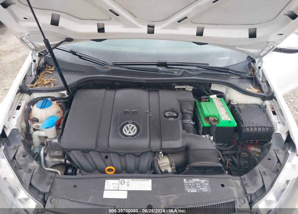 2011 VOLKSWAGEN GOLF 2.5L 2-DOOR VIN: WVWBA7AJ3BW288537
