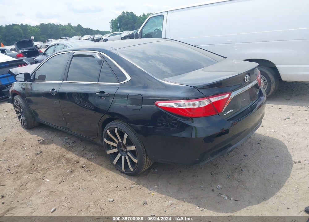 2017 TOYOTA CAMRY SE VIN: 4T1BF1FK2HU269316