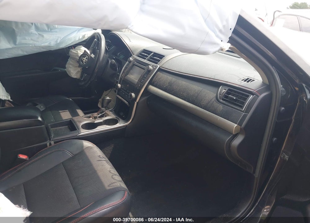 2017 TOYOTA CAMRY SE VIN: 4T1BF1FK2HU269316