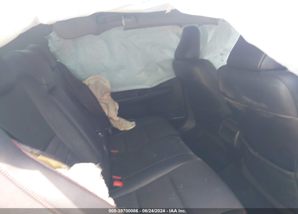 2017 TOYOTA CAMRY SE VIN: 4T1BF1FK2HU269316