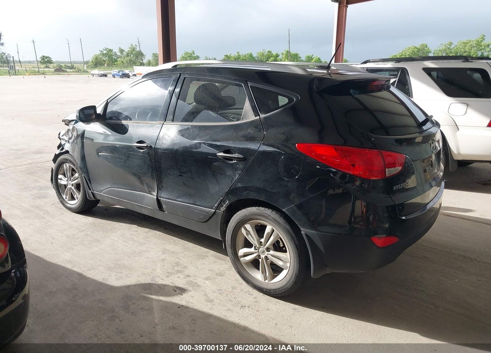 2011 HYUNDAI TUCSON GLS VIN: KM8JU3AC3BU200302
