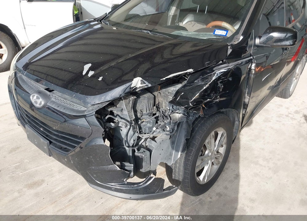 2011 HYUNDAI TUCSON GLS VIN: KM8JU3AC3BU200302