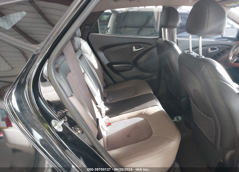 2011 HYUNDAI TUCSON GLS VIN: KM8JU3AC3BU200302