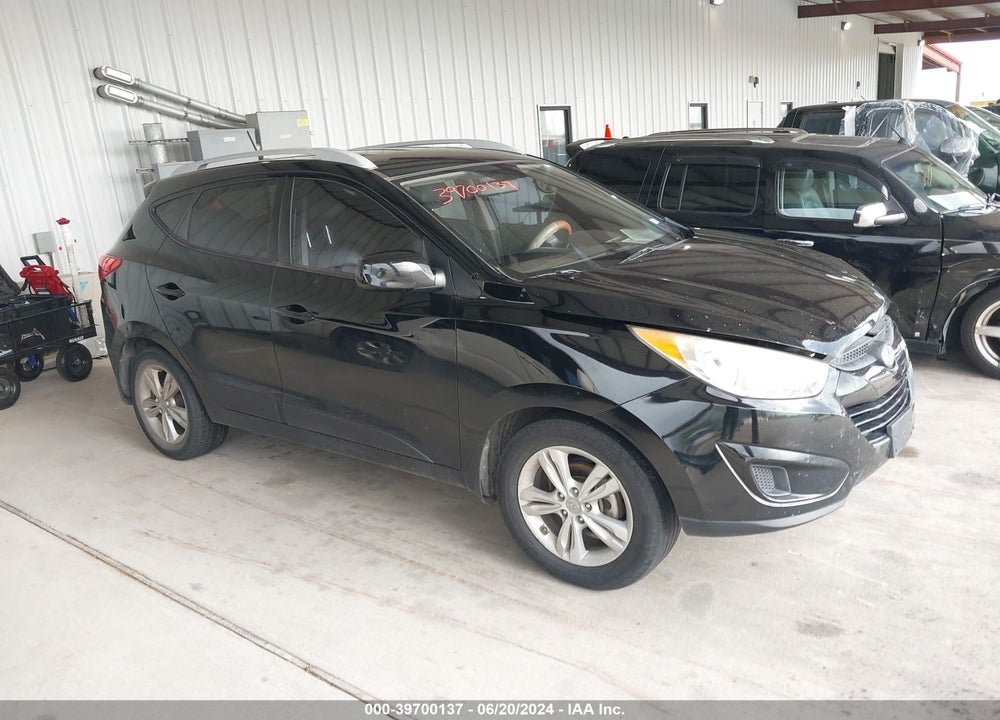 2011 HYUNDAI TUCSON GLS VIN: KM8JU3AC3BU200302