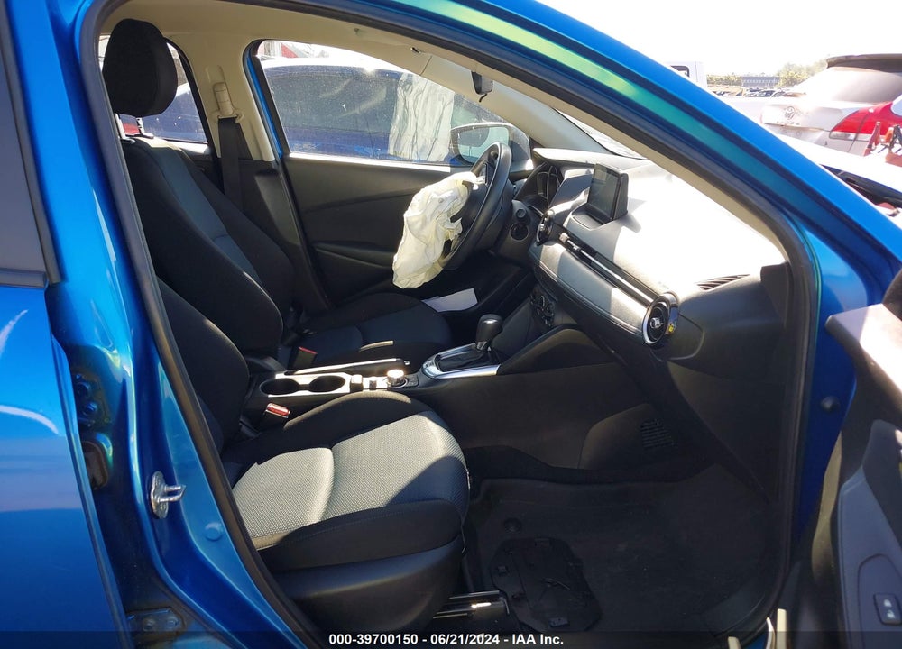 2019 TOYOTA YARIS LE VIN: 3MYDLBYVXKY515036