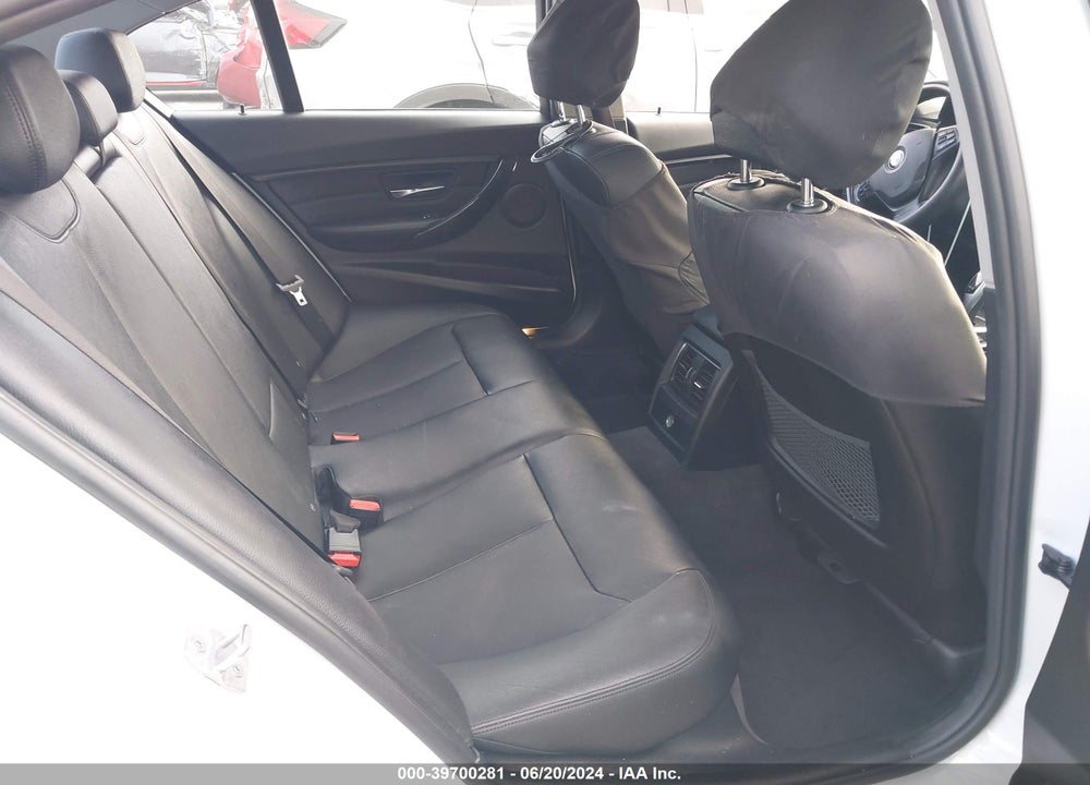 2018 BMW 320I VIN: WBA8E1G55JNU92781