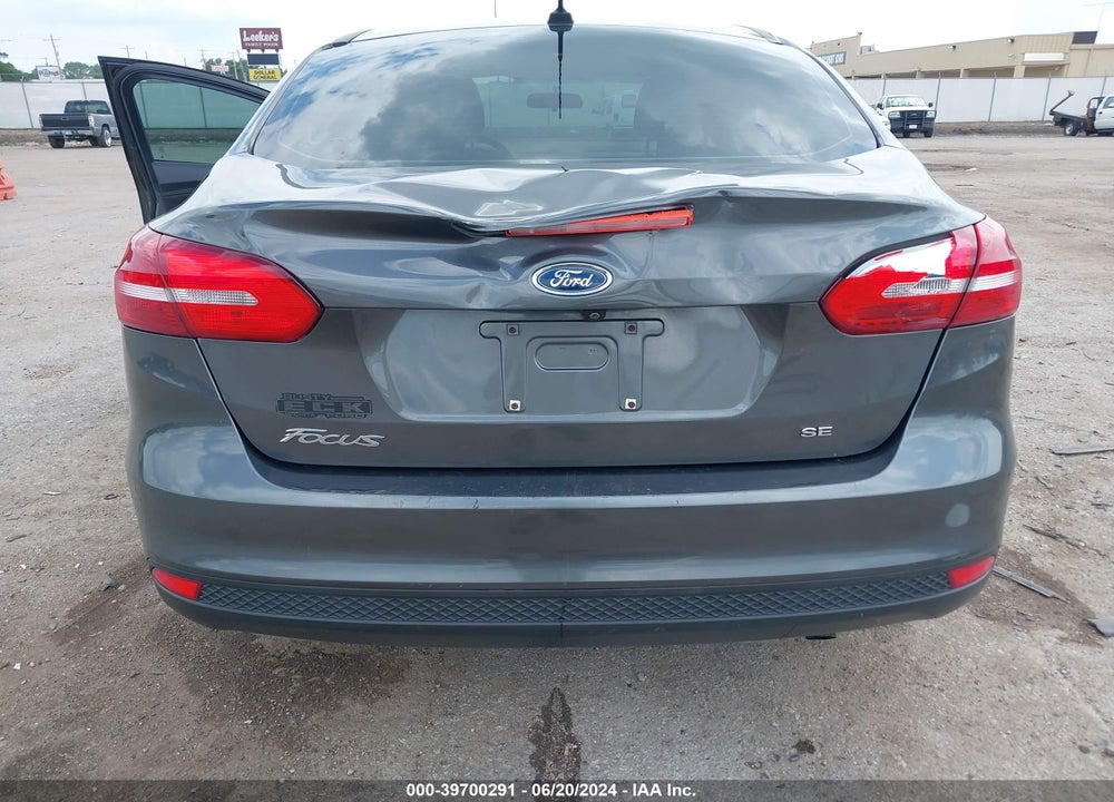 2018 FORD FOCUS SE VIN: 1FADP3F29JL204308